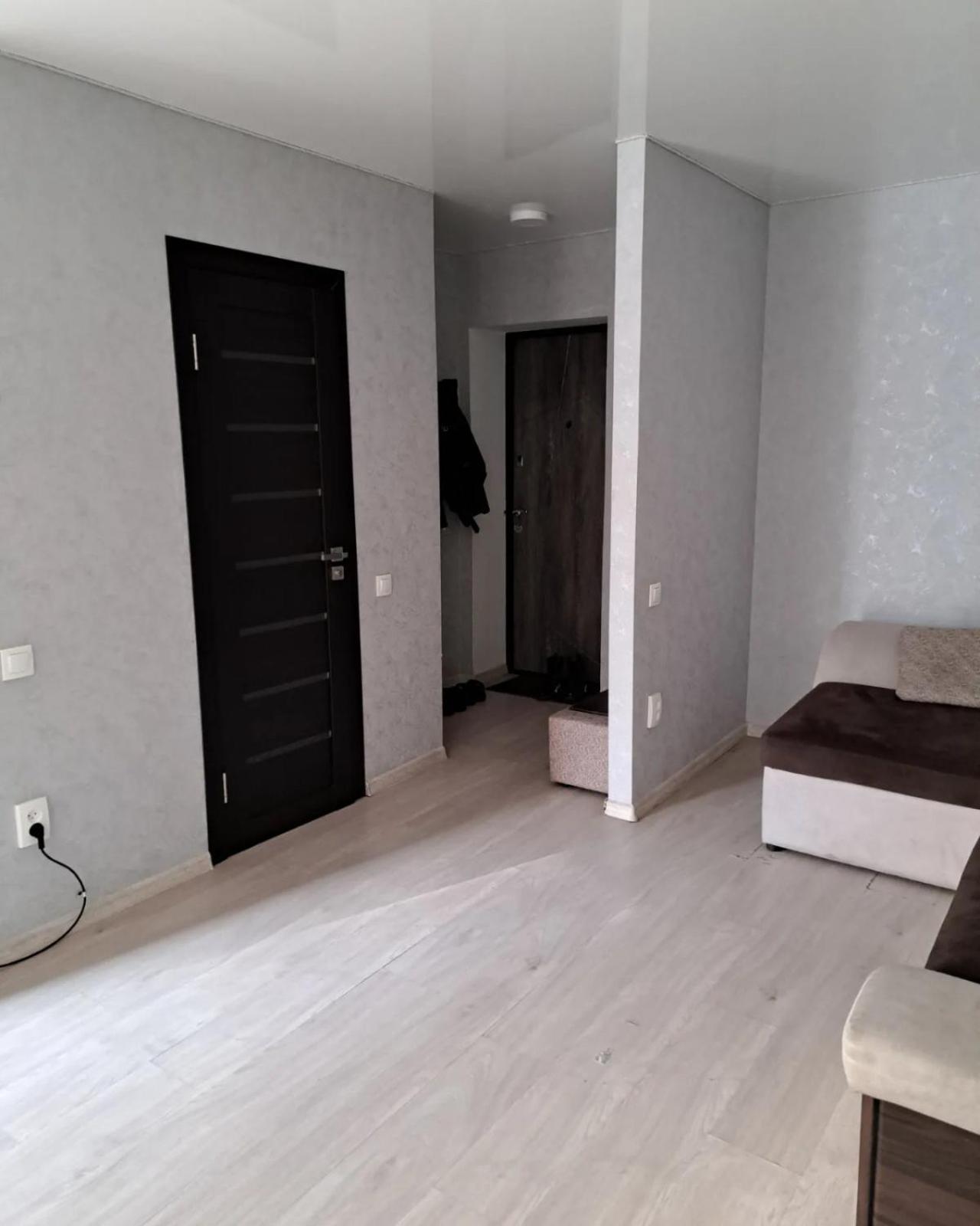 Студия 2 Комнаты В Центре Города Kryvyi Rih Exterior foto